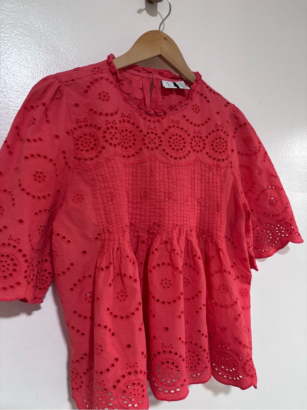 Joie Eyelet Pintuck Top in Deep Coral Prairie Cottagecore Scalloped Edges L